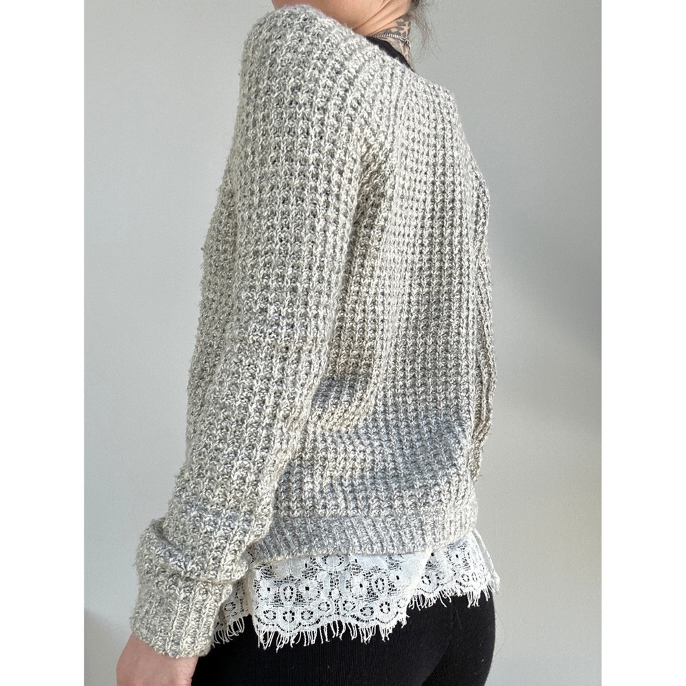 Hollister V-Neck Sweater - Picture 3 of 7